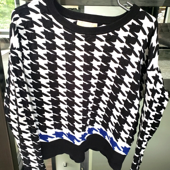 Michael Kors sweater - Picture 1 of 7